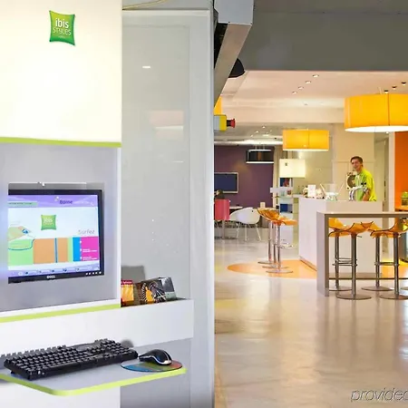 Ibis Styles Centre Gare Beffroi 3* Lille