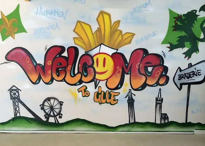 Ibis Styles Centre Gare Beffroi מלון