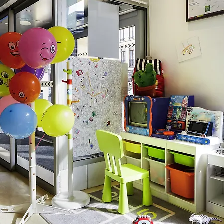 Ibis Styles Centre Gare Beffroi Otel 3*