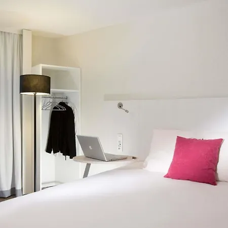 Ibis Styles Centre Gare Beffroi 3* Lille