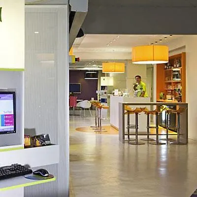Отель Ibis Styles Centre Gare Beffroi Лилль