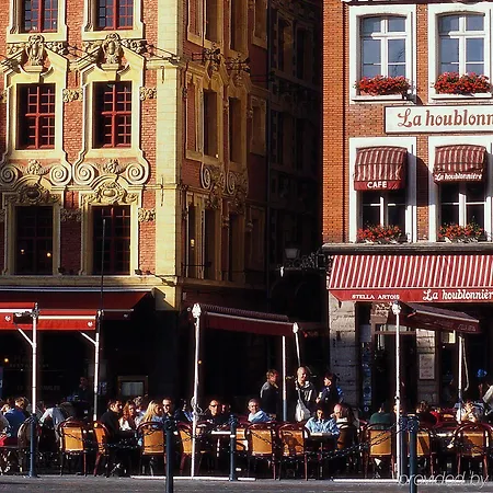 Ibis Styles Centre Gare Beffroi Hotel 3*