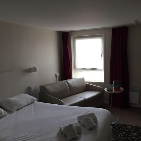 Ibis Styles Centre Gare Beffroi Hotel 3*