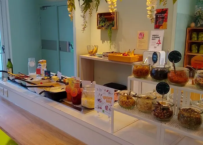 Hotel Ibis Styles Centre Gare Beffroi 3*