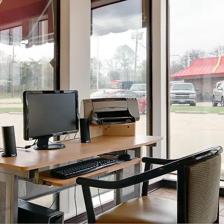 Ibis Styles Centre Gare Beffroi Hotel 3*