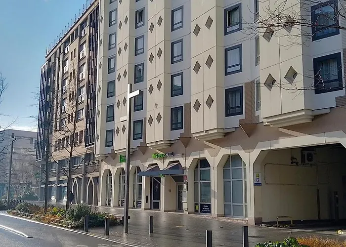 Hotell Ibis Styles Centre Gare Beffroi 3*